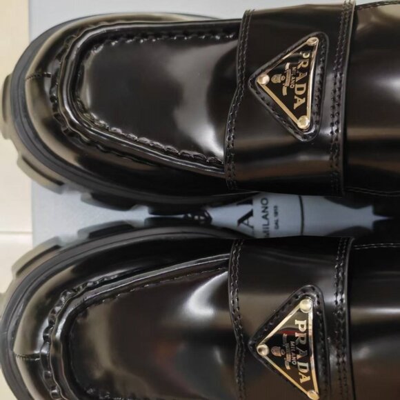 Prada Black Women's Loafers - Picture 5 of 6